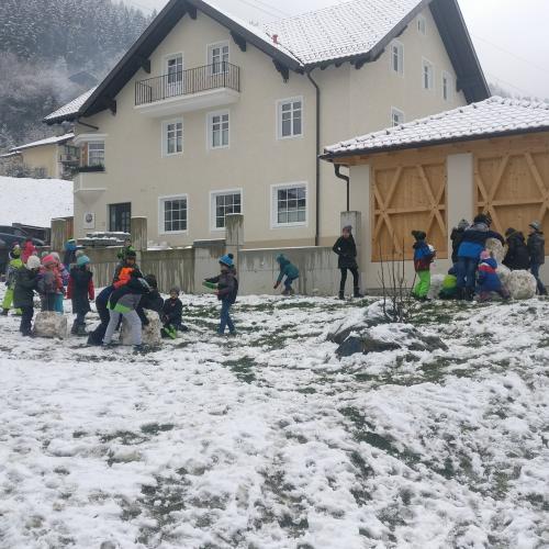 Kinder im Schulalltag
