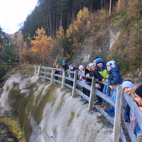 gefährliche Abgründe bewundern