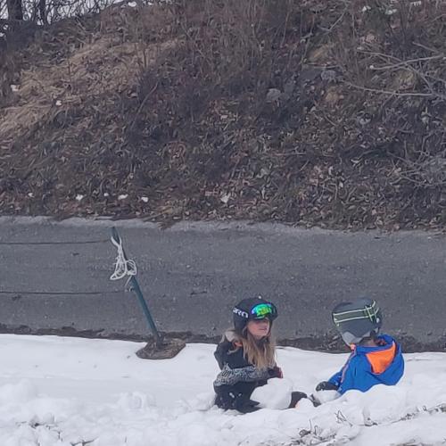 Beim "Kreativen Gestalten" mit Schnee