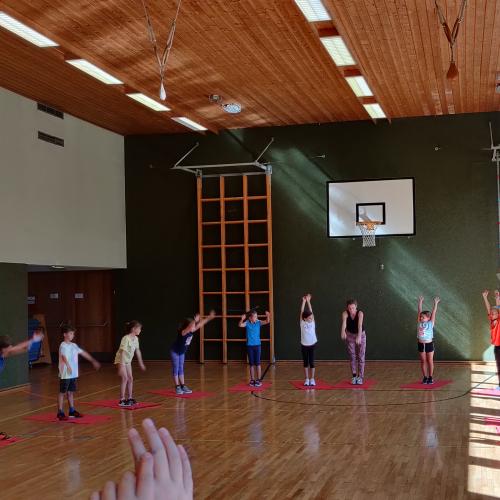 Yoga 4