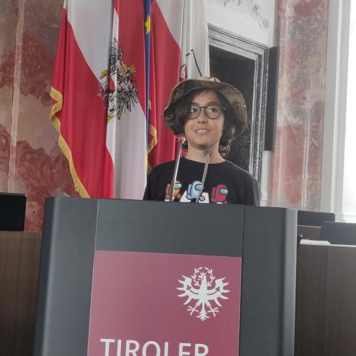 Im Sitzungssaal des Tiroler Landtages 4
