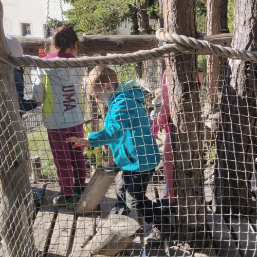 © av Am Spielplatz 6