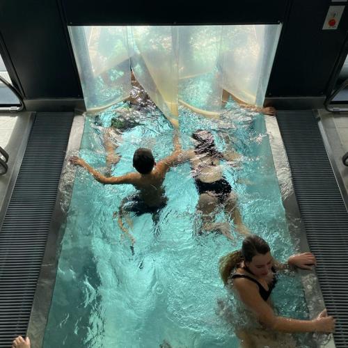 im Hallenbad